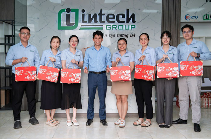 Quà Trung Thu Intech trao tay kết nối yêu thương mùa đoàn viên ảnh 1