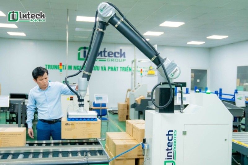 robot van chuyen pallet la gi  dac diem cau tao va tinh nang cu the