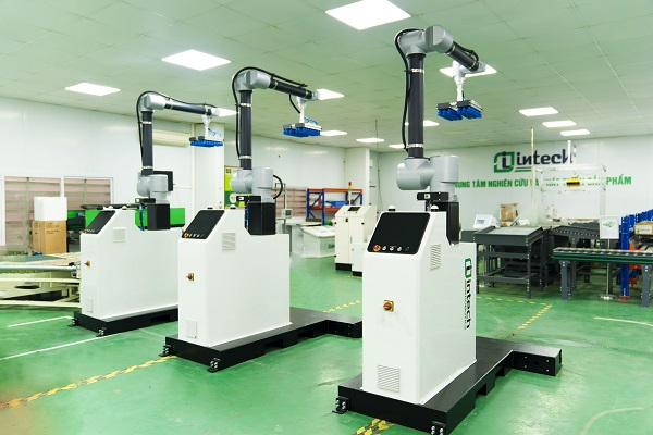 giai phap tram robot